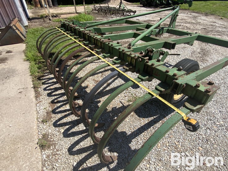 john-deere-e1600-3-pt-10'-stick/root-rake-image-16