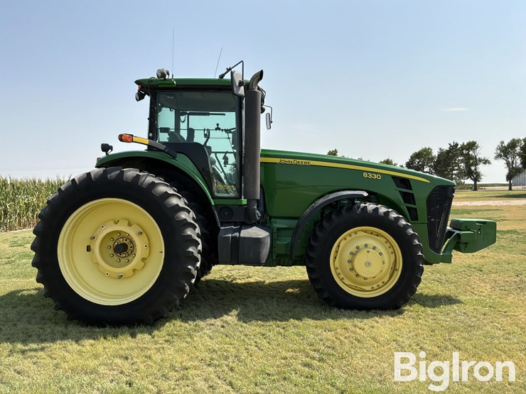 2008-john-deere-8330-mfwd-tractor-image-4
