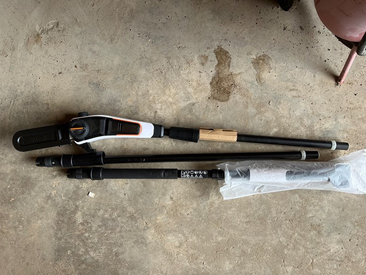 #3402-•-cordless-pole-saw-image-3