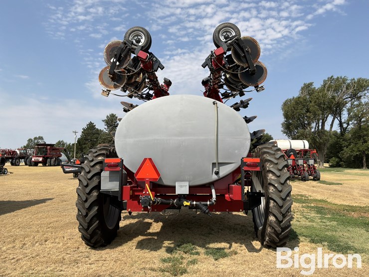 2023-case-ih-nutri-placer-2800-liquid-applicator-image-6