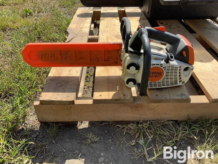 stihl-ms-192t-14”-chainsaw-image-2