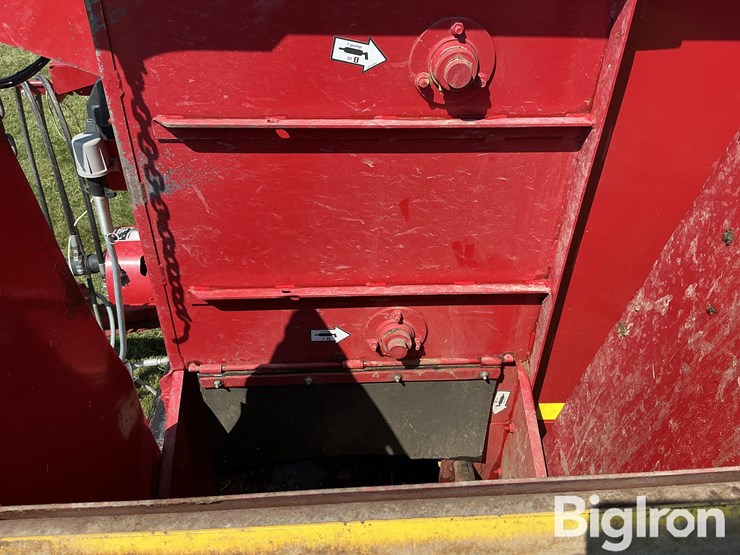 schuler-hf255-feed-wagon-image-20