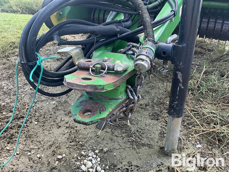 2004-john-deere-567-megawide-round-baler-image-9
