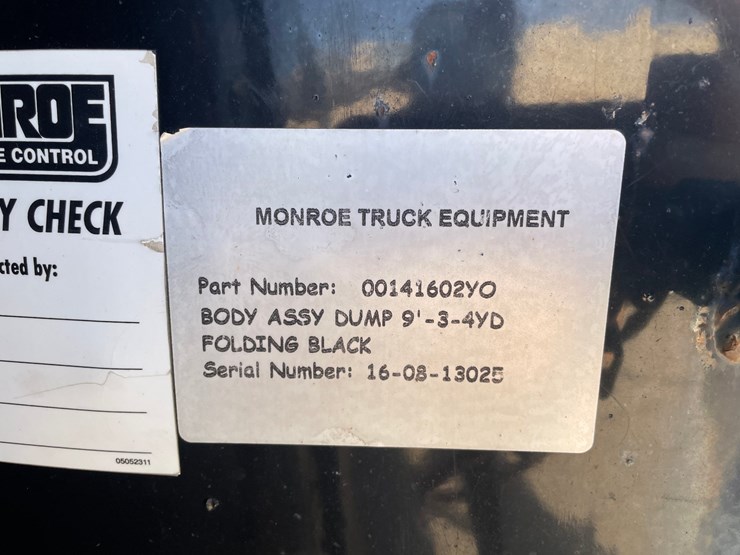 #1532-•-2016-ford-f-450-baby-dump-plow-truck-(has-wi-title)-image-27