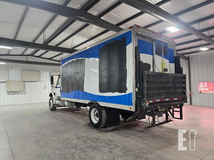 2013-international-durastar-4300-image-4