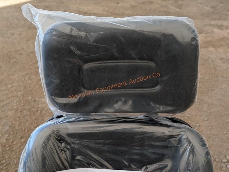 premium-industrial-equipment-seat-image-6