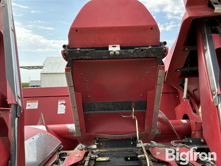 2011-case-ih-3208-30-converted-corn-head-to-row-crop-head-w/header-trailer-image-18