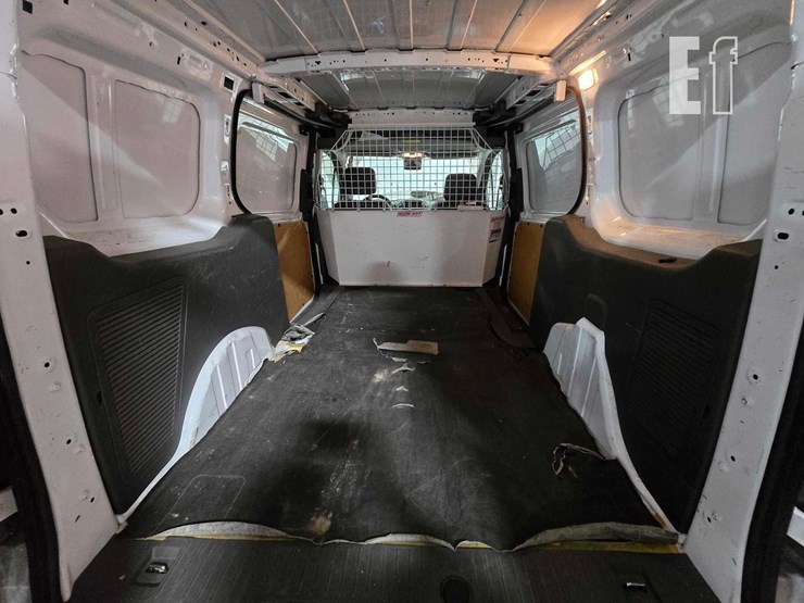 2019-ford-transit-connect-image-15