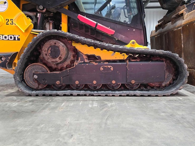 2020-jcb-300t-image-26