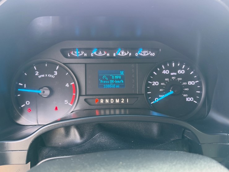 2017-ford-f550-image-18