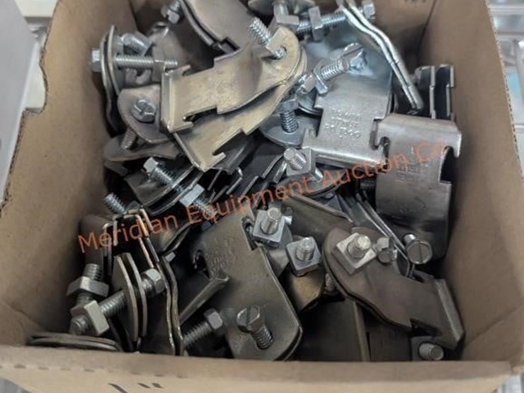 wire-rolling-rack-w/-assorted-electrical-parts-image-12