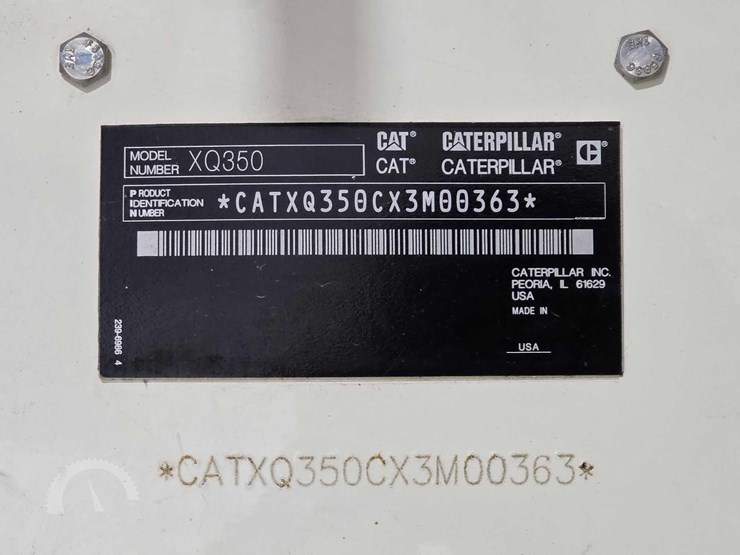 2013-caterpillar-xq350-image-12