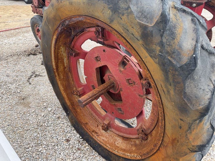 farmall-super-h-image-14