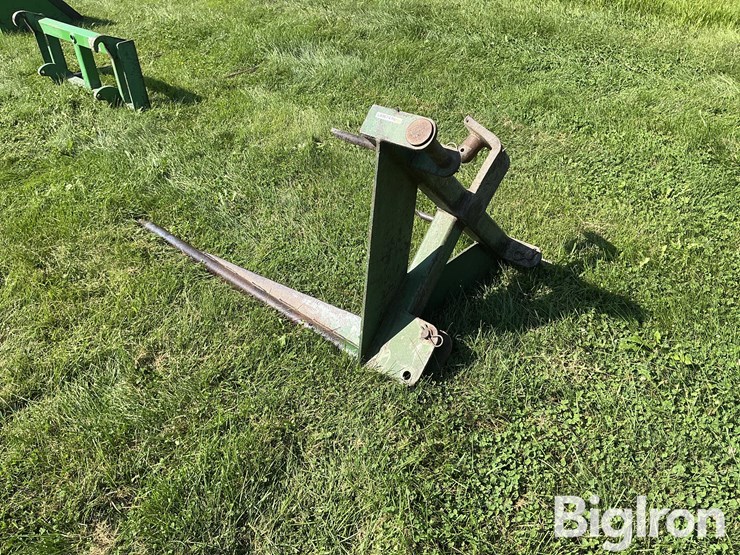 john-deere-3-pt-bale-carrier-w/-trailer-hitch-image-7