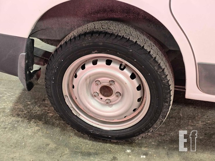 2016-nissan-nv200-image-18