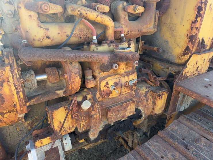 caterpillar-rd6-image-25