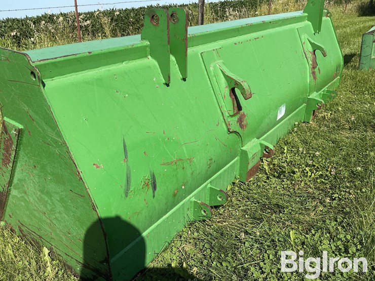 john-deere-8'-loader-bucket-image-9