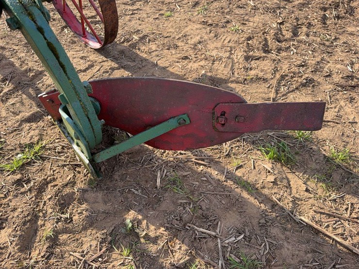 oliver-two-bottom-plow-image-16