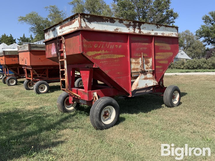 lundell-1290-gravity-wagon-image-5