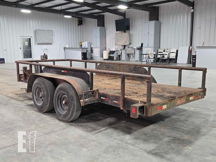 14-foot-tandem-axle-flatbed-utility-/-equipment-tr-image-4