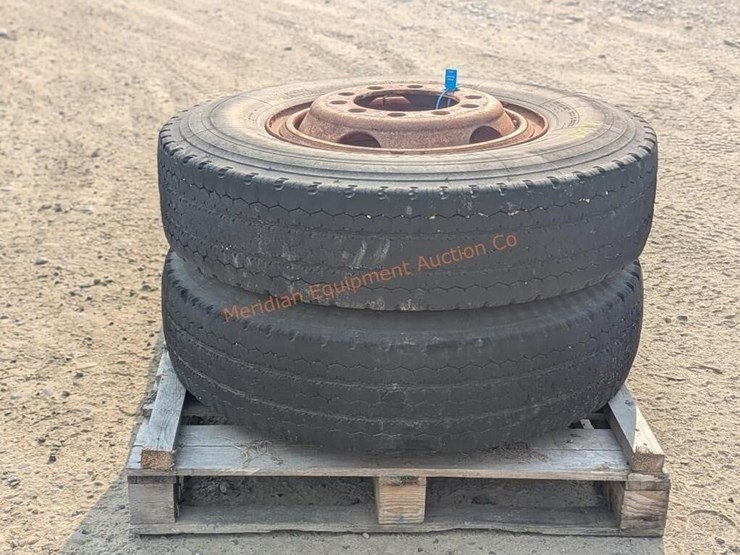 2--10.00-x-20-michelin-tires-w/-rims-image-4