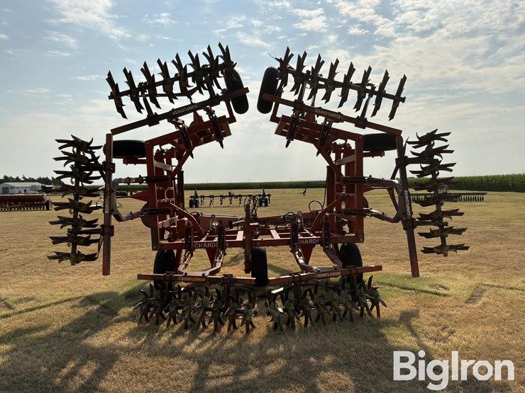 richardson-ae-4-30-4-6x5-sweep-plow-w/sunflower-pickers-image-6
