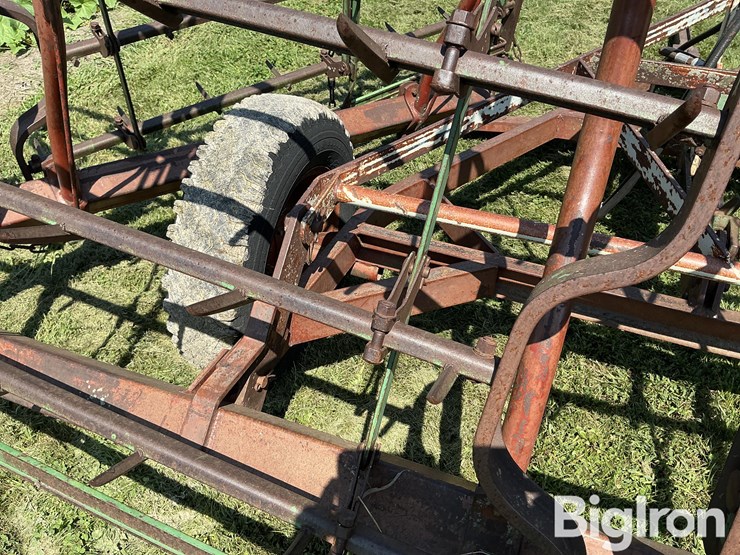 noble-800-series-cart-w/-4-section-harrow-image-18