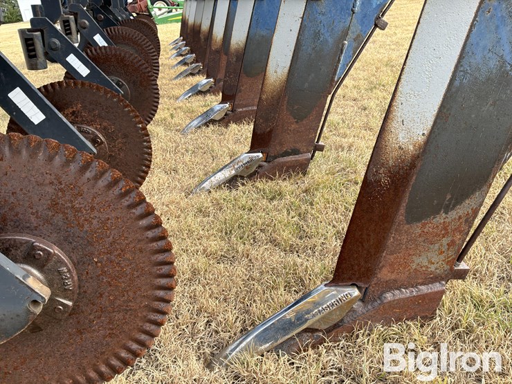 1997-blu-jet-3-pt-sub-tiller-9-shank-ripper-plow-w/anhydrous-tubes-image-11