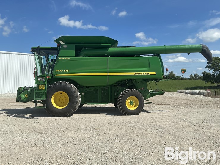 2010-john-deere-9670-sts-4wd-combine-image-8