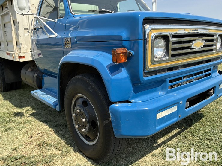 1974-chevrolet-c60-s/a-grain-truck-w/drill-fill-auger-image-11