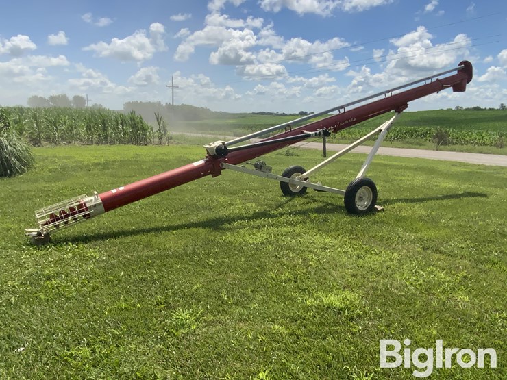 buhler-/-farm-king-c1031-pto-driven-auger-image-1