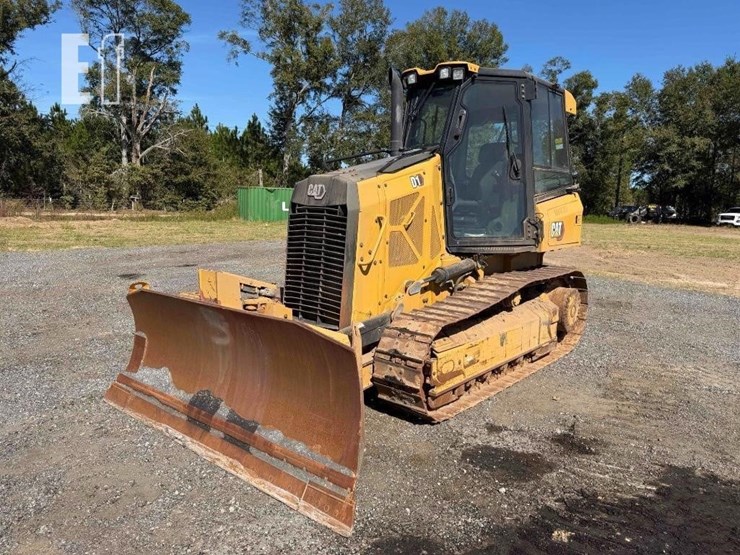 2020-caterpillar-d1-image-8