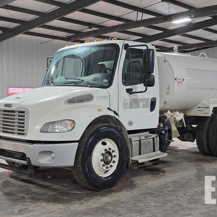 2019 FREIGHTLINER BUSINESS CLASS M2 106