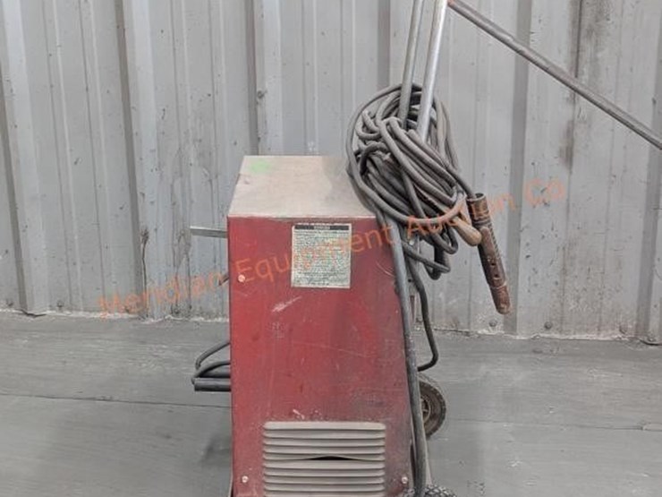 tri-star-230-ac/dc-welder-image-2