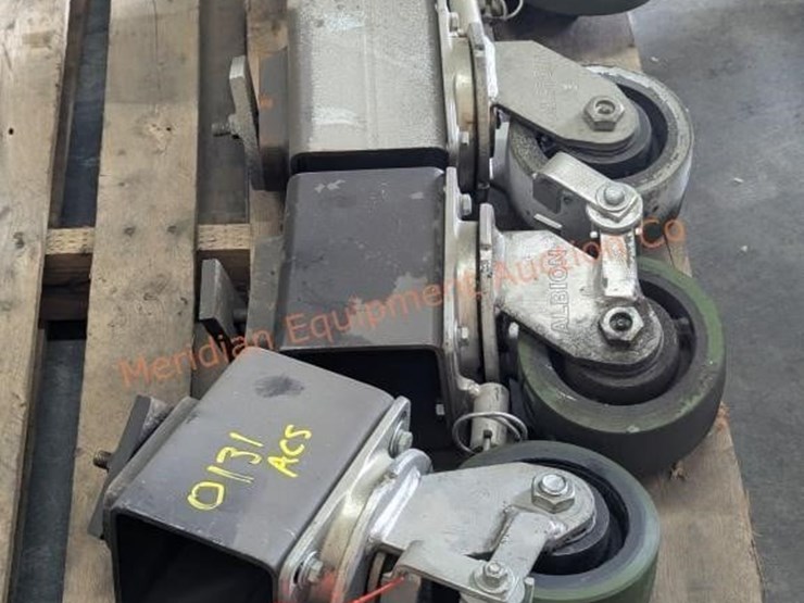 6"-hd-albion-caster-wheels-w/-sb-container-locks-image-4