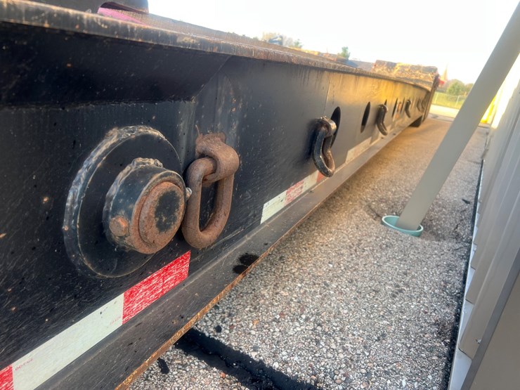 #1511-•-2001-sterling-tri-axle-heavy-haul-day-cab-semi-(has-wi-title)-with-2014-etnyre-tri-axle-lowboy-trailer-(has-wi-title)-image-72