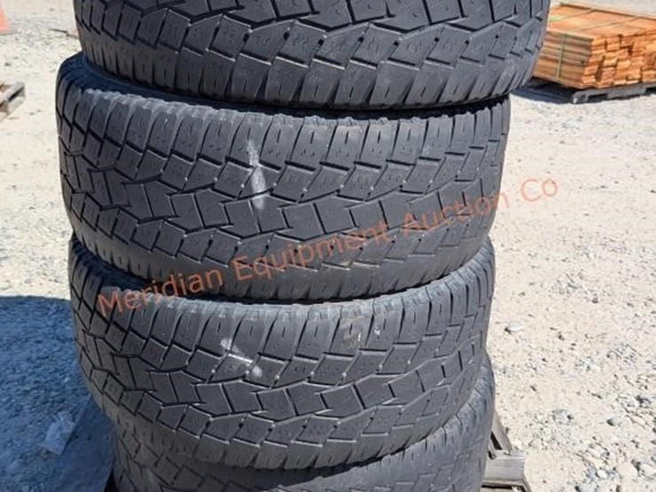 4-325/50r22-lt-truck-tires-image-3