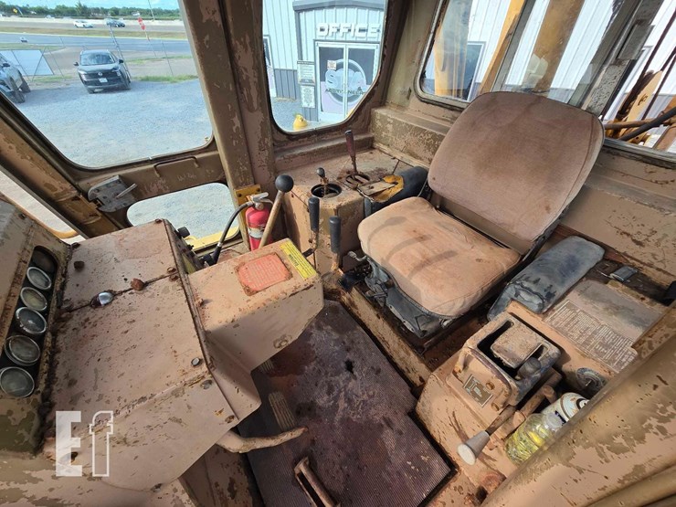 1979-caterpillar-d8k-image-16