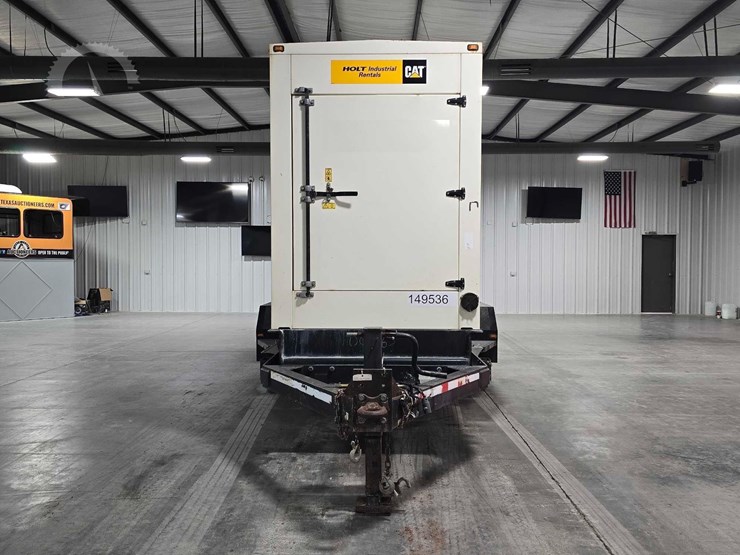 2013-caterpillar-xq350-image-7