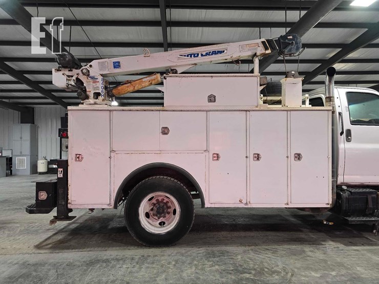 2006-chevrolet-kodiak-c7500-image-22