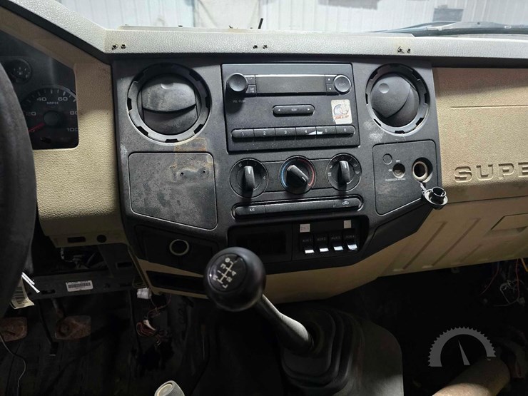 2009-ford-f550-sd-image-13