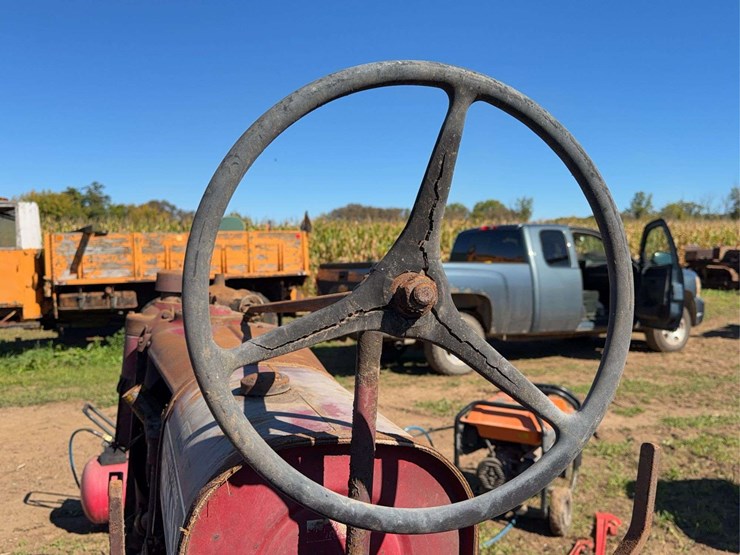 farmall-f-14-image-29