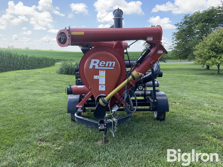 rem-2700-grain-vacuum-image-2