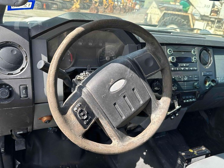 2012-ford-f350-image-10