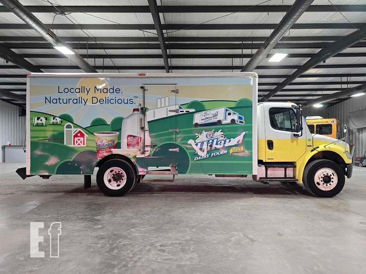 2004-freightliner-business-class-m2-106-image-6