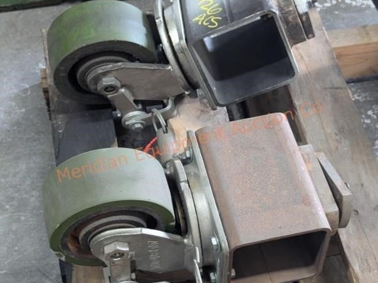 6"-hd-albion-caster-wheels-w/-sb-container-locks-image-8