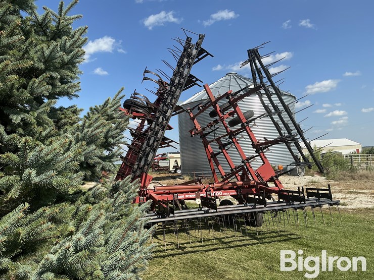 case-ih-4800-vibra-shank-field-cultivator-image-7