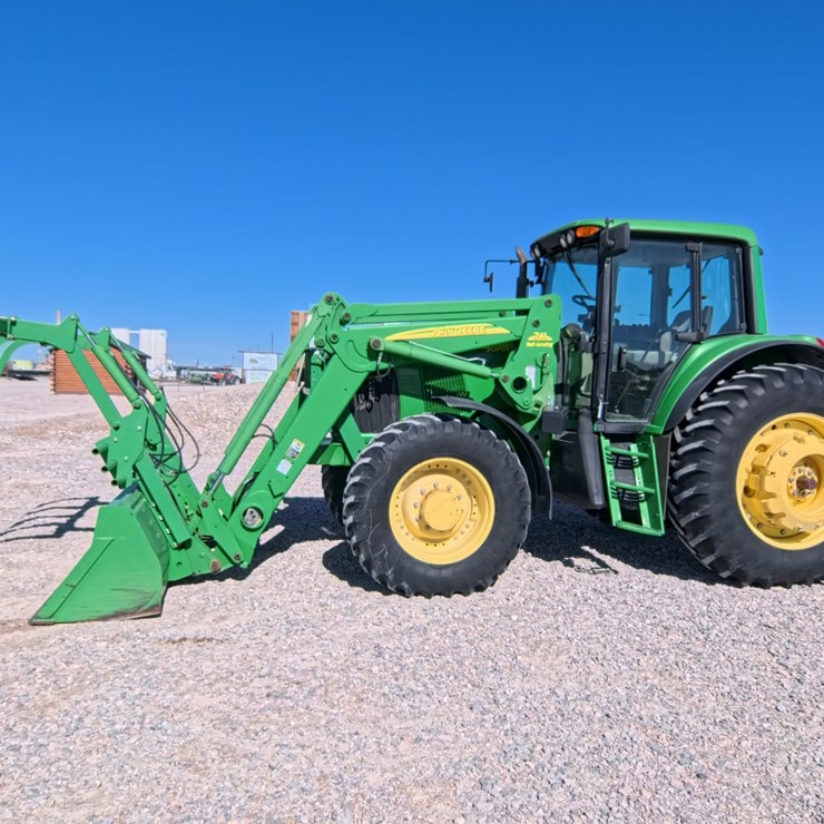 2007 JOHN DEERE 7320