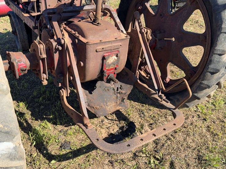 farmall-f-14-image-25