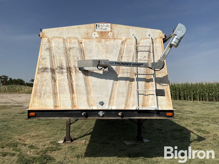 2002-neville-built-t/a-grain-trailer-image-2